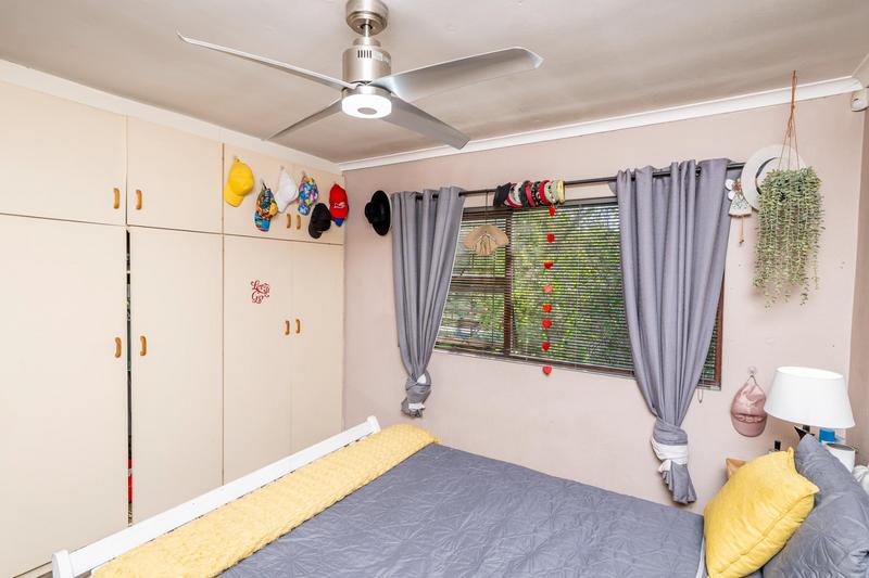 5 Bedroom Property for Sale in Morgenster Heights Western Cape